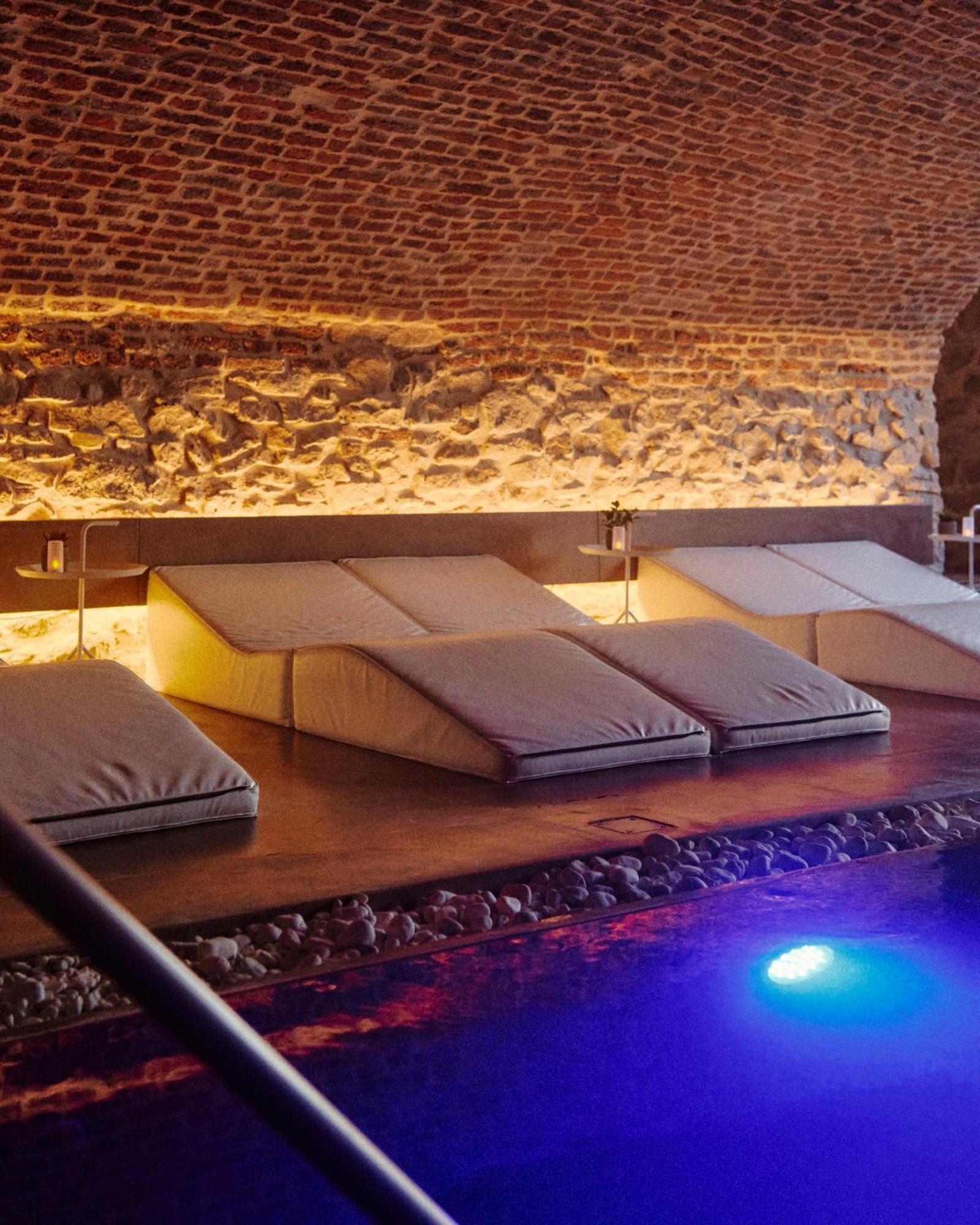 Ne5T Hotel & Spa Namur Exteriör bild