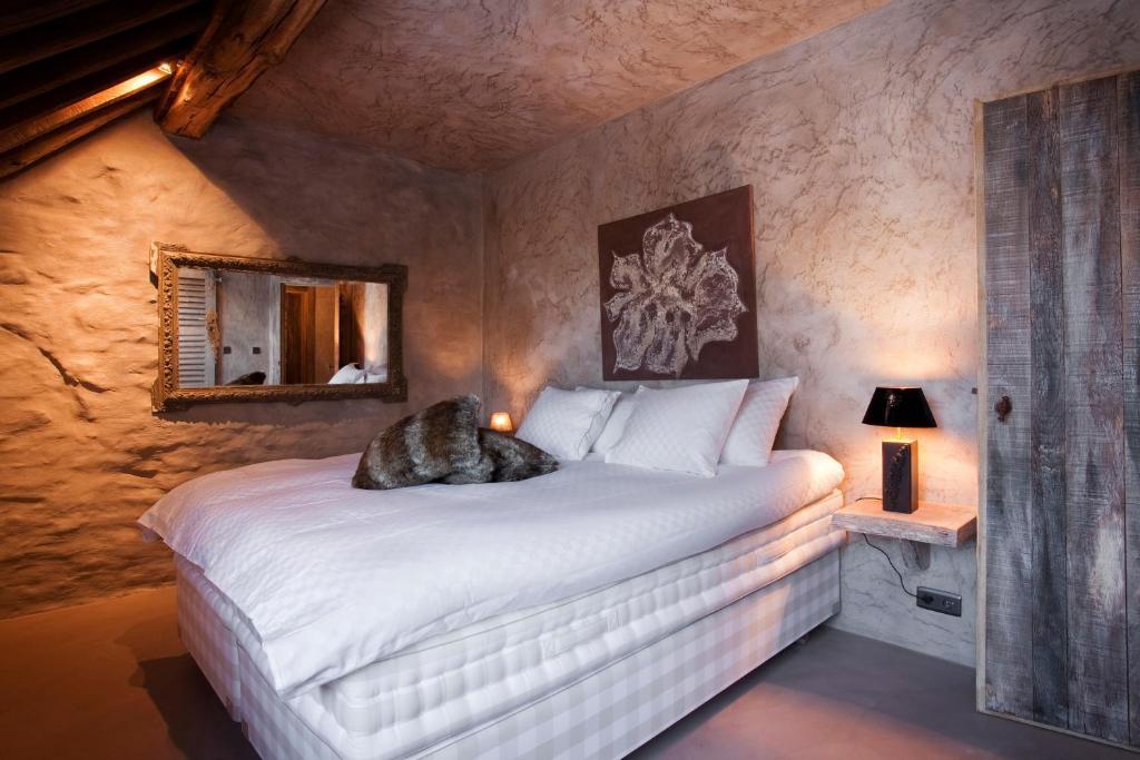 Ne5T Hotel & Spa Namur Rum bild
